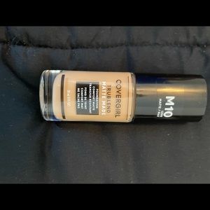 Cover girl matte trublend.